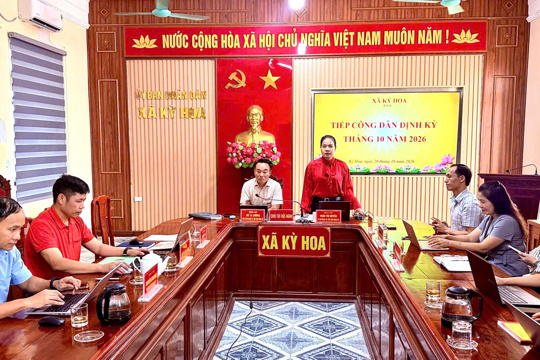 Bí thư Đảng ủy, Chủ tịch HĐND xã và Chủ tịch UBND xã Kỳ Hoa tiếp công dân định kỳ tháng 10 năm 2026