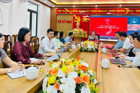 Đảng ủy xã Kỳ Hoa tổ chức kết nối đường truyền trực tuyến Hội nghị Báo cáo viên Tỉnh ủy tháng 10/2026