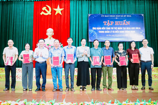 Xã Kỳ Hoa tập huấn ứng dụng MISA iGOV ONEAI trong quản lý, điều hành 